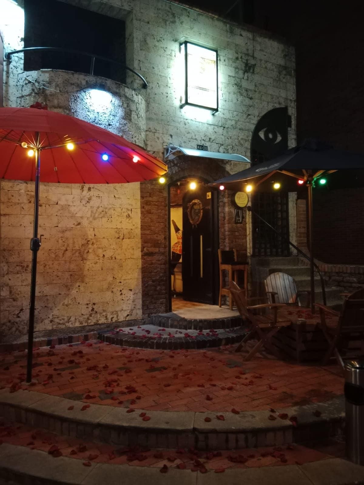 Martes de Salsa, Bolero y Son at Galería Café Libro 93 — Bogotá