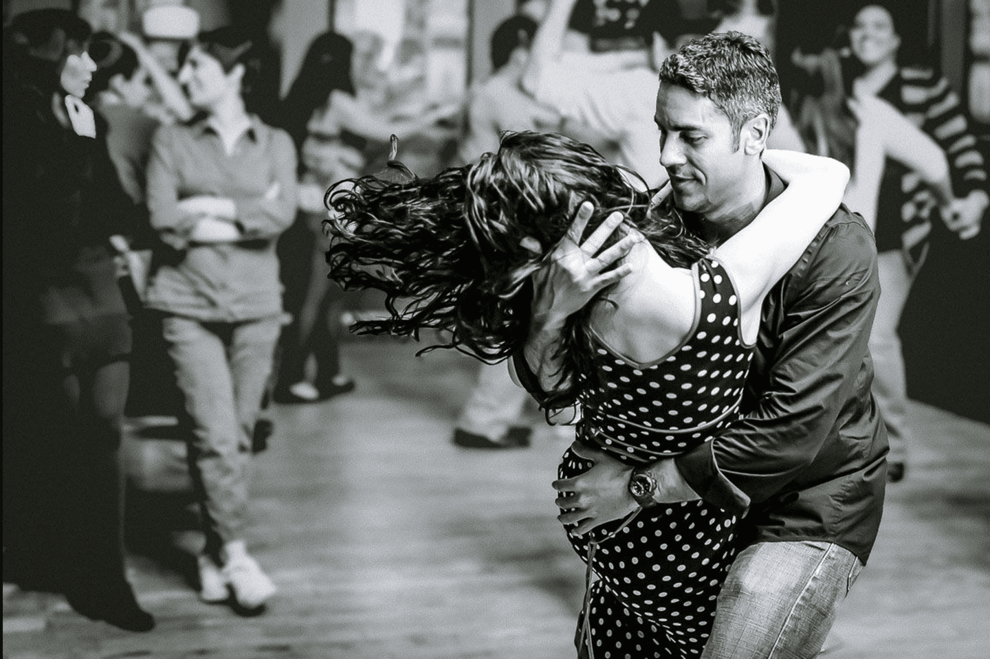 Mi Bachata — Mondays at Halles de l'Île — Geneva