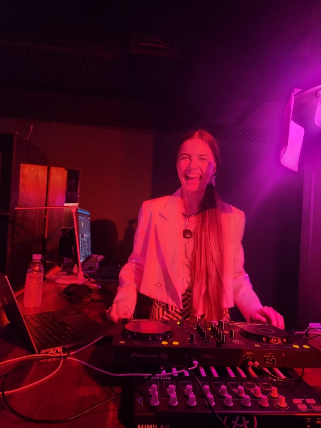Nox (ON2 Bar) — Monday Kizomba — Seoul